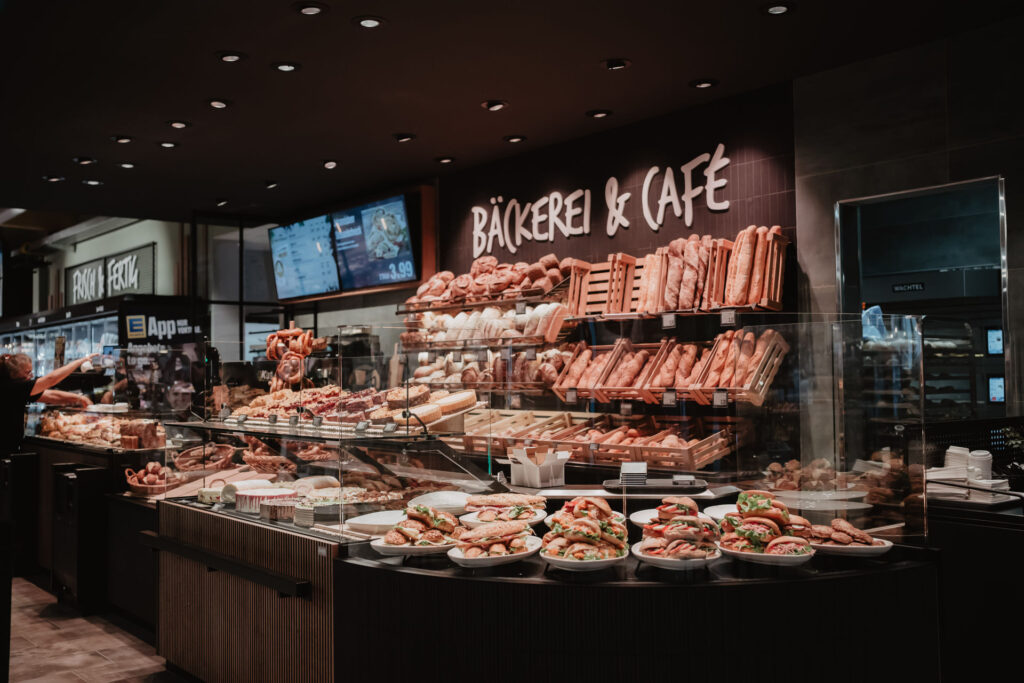 Edeka Kühl Bäckerei & Café Heisse Liebe